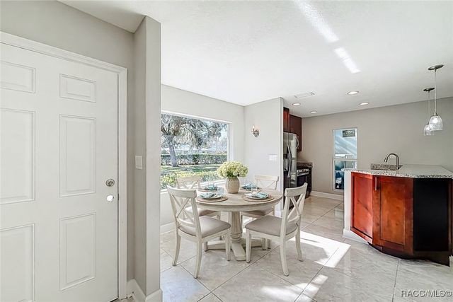 11334 W Bayshore Drive, Crystal River, FL 34429