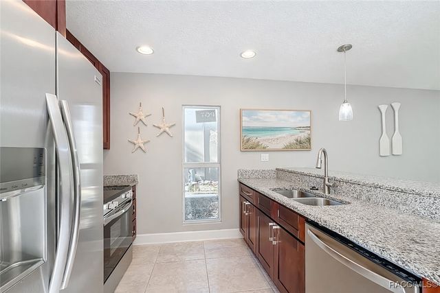 11334 W Bayshore Drive, Crystal River, FL 34429