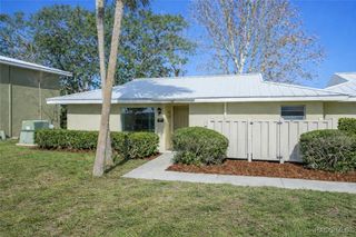 11334 W Bayshore Drive, Crystal River, FL 34429