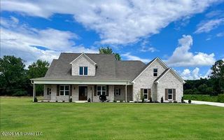 1316 Pebble Cove South, Byhalia, MS 38611