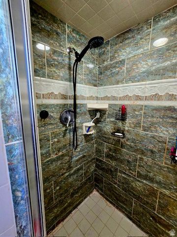 2440 E DEER RUN DR, South Weber, UT 84405