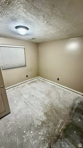 2440 E DEER RUN DR, South Weber, UT 84405
