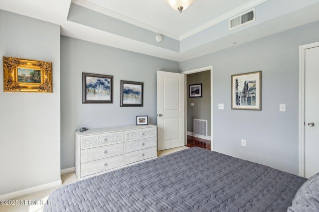 400 E BAY Street, 208, Jacksonville, FL 32202