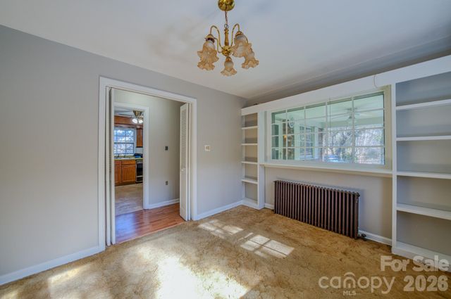 19 Swift Street, Asheville, NC 28804