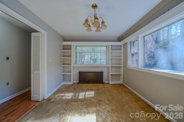 19 Swift Street, Asheville, NC 28804