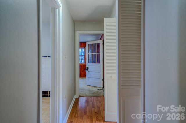 19 Swift Street, Asheville, NC 28804