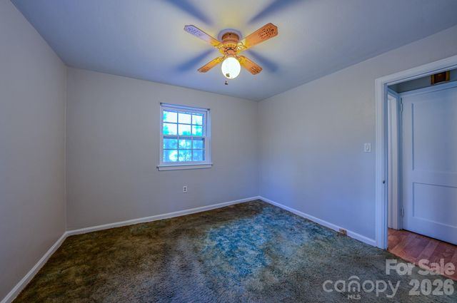 19 Swift Street, Asheville, NC 28804