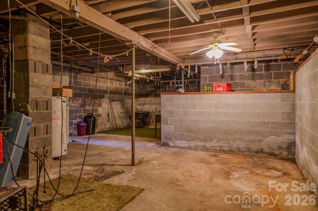 19 Swift Street, Asheville, NC 28804