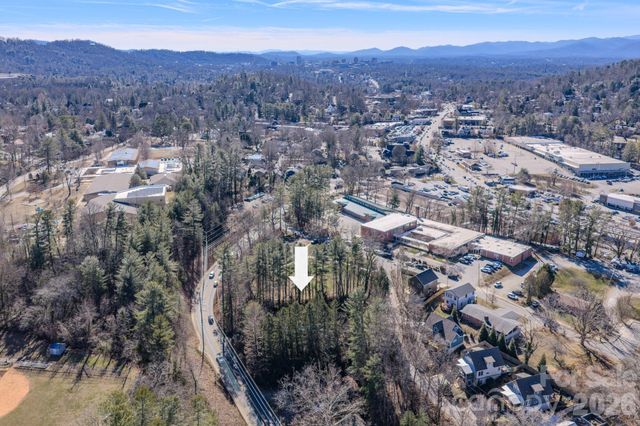 19 Swift Street, Asheville, NC 28804