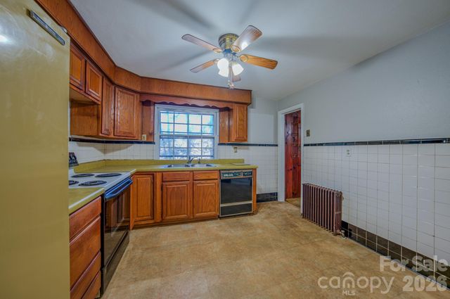 19 Swift Street, Asheville, NC 28804