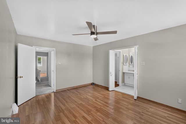 1100 SURREY RD, Philadelphia, PA 19115