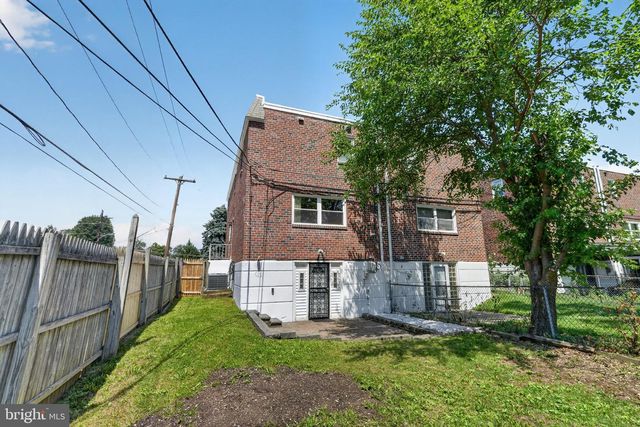 1100 SURREY RD, Philadelphia, PA 19115