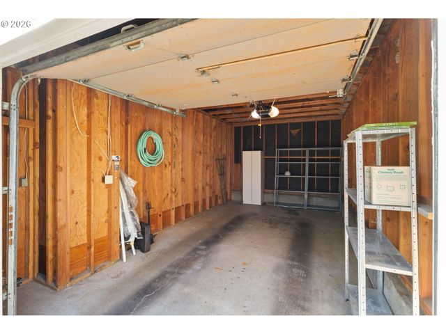 6445 Sw 152ND Ave, Beaverton, OR 97007