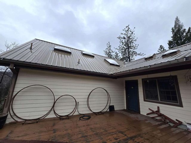 261 Salt Flat Road, Lewiston, CA 96052