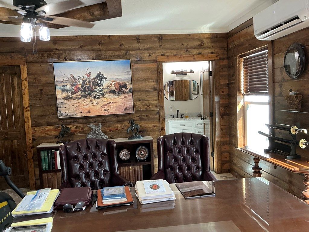Image 36 of property listing at 604 McCarver Dr, Ballinger, TX 76821
