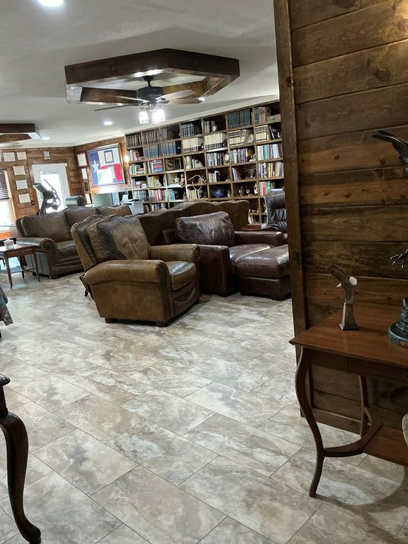 Image 37 of property listing at 604 McCarver Dr, Ballinger, TX 76821
