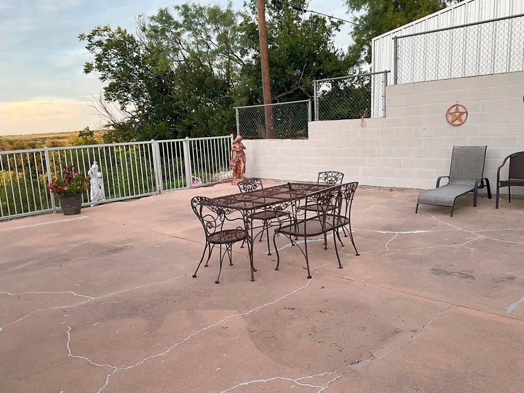 Image 47 of property listing at 604 McCarver Dr, Ballinger, TX 76821