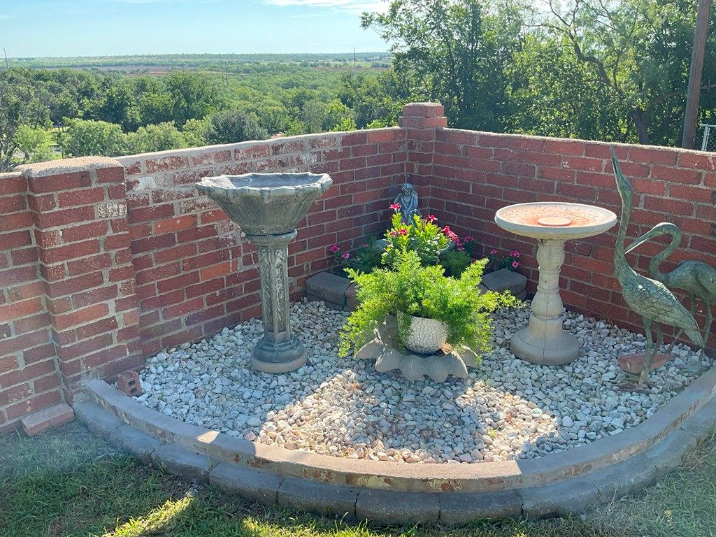 Image 55 of property listing at 604 McCarver Dr, Ballinger, TX 76821