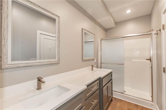 21696 W 123 Terrace, Olathe, KS 66061