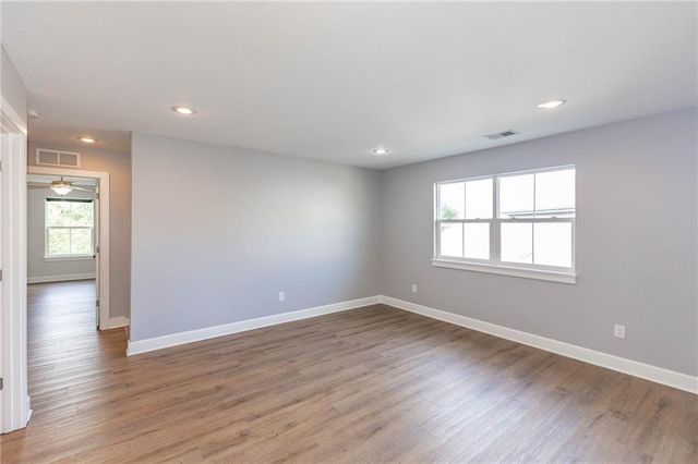 21696 W 123 Terrace, Olathe, KS 66061