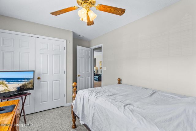 1708 Eagle Nest Way, Lyndon, KY 40222
