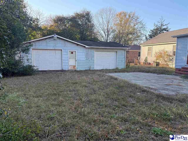 909 Gibson St, Hartsville, SC 29550