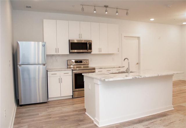 525 Parkway Drive NE 518, Atlanta, GA 30308