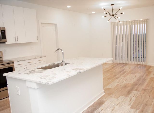 525 Parkway Drive NE 518, Atlanta, GA 30308