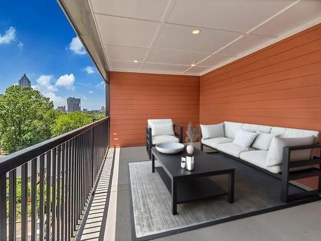 525 Parkway Drive NE 518, Atlanta, GA 30308