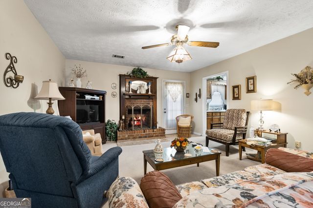 2203 Liberty Lane SW, Conyers, GA 30094