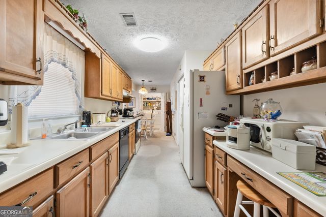 2203 Liberty Lane SW, Conyers, GA 30094