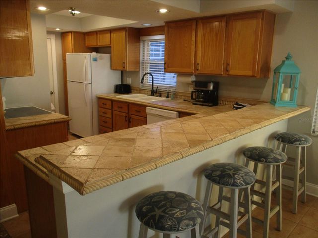 14300 GULF BOULEVARD 201, Madeira Beach, FL 33708