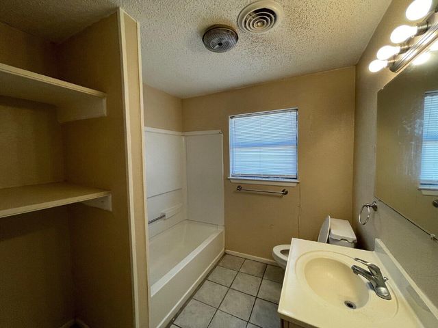 2202 15th Street, 5, Lubbock, TX 79401