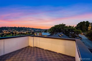 2538 14th Avenue W #E, Seattle, WA 98119