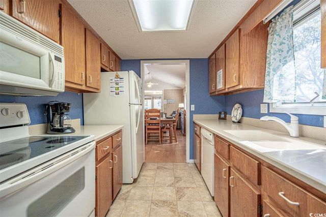 14 Cottage Ct., Myrtle Beach, SC 29572