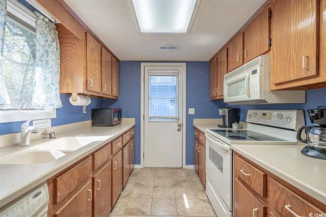 14 Cottage Ct., Myrtle Beach, SC 29572