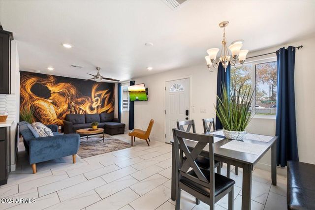 322 N 11TH Place, Phoenix, AZ 85006