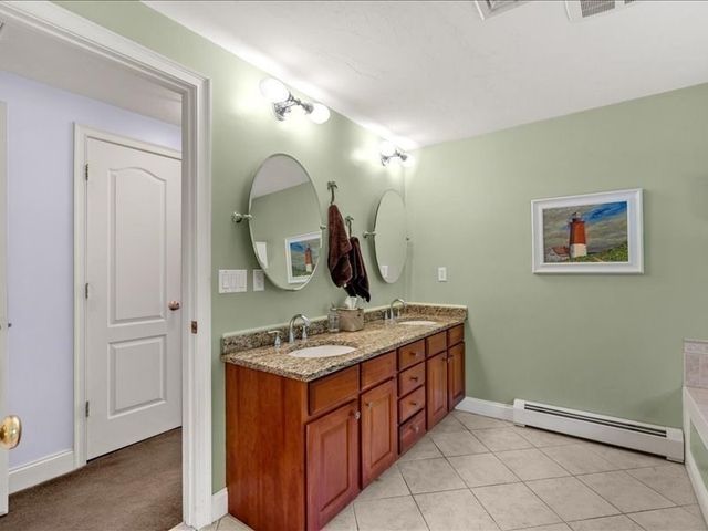 6 Eagle Rd, Marshfield, MA 02050