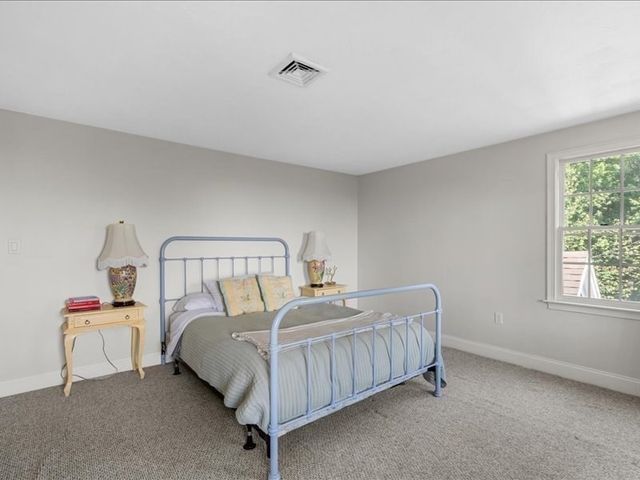 6 Eagle Rd, Marshfield, MA 02050