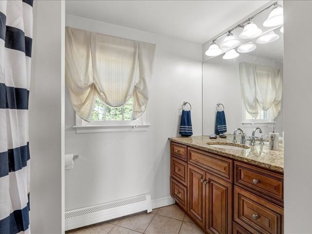 6 Eagle Rd, Marshfield, MA 02050