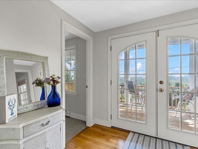 6 Eagle Rd, Marshfield, MA 02050