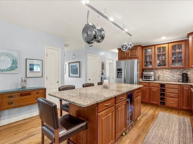 6 Eagle Rd, Marshfield, MA 02050