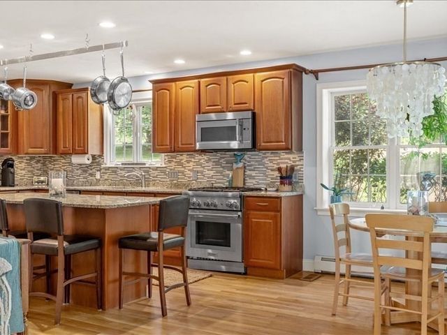 6 Eagle Rd, Marshfield, MA 02050