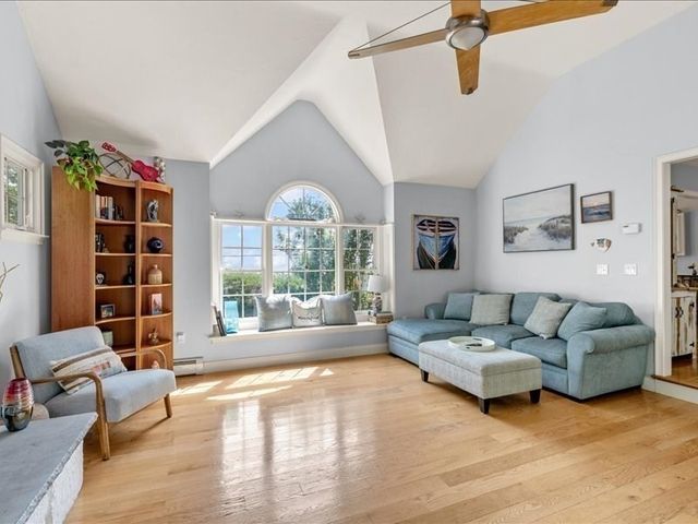6 Eagle Rd, Marshfield, MA 02050