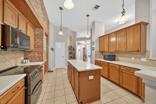 113 Spring Fawn, Cibolo, TX 78108