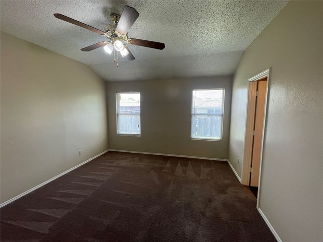 1502 Parrot Court, Desoto, TX 75115