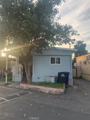 6475 S Atlantic Avenue 911, Long Beach, CA 90805