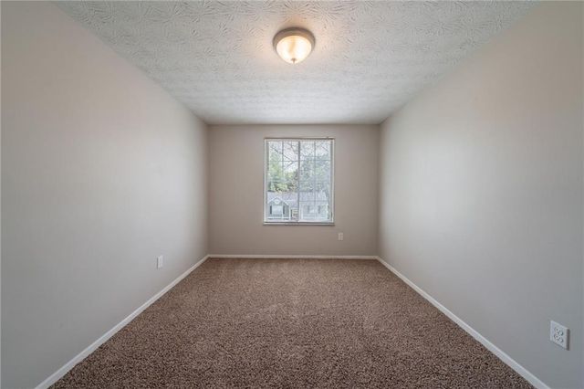 6082 Raintree Bend, Lithonia, GA 30058