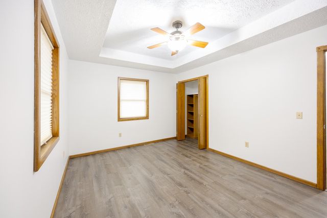 17664 West County Line Road, Billings, MO 65610