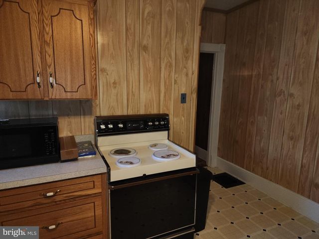 615 S SECOND STREET, Chambersburg, PA 17201